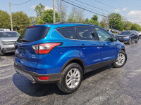 • Power_Steering • Power_Brakes • Power_Windows • Power_Mirrors • Power_Locks • Air_Conditioning • T... (image 9)