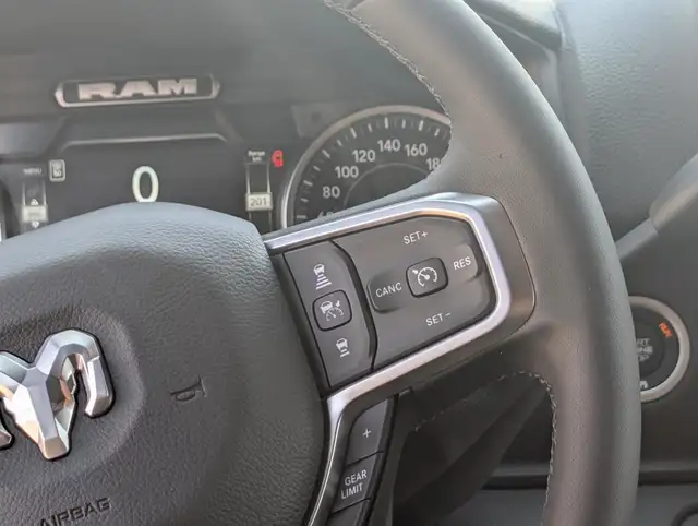 2025 RAM 3500 Big Horn 4x4 Crew Cab 6'4 in Cars & Trucks in Medicine Hat - Image 19