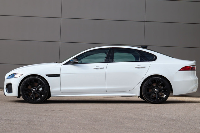 2024 Jaguar XF P 300 R-Dynamic SE in Cars & Trucks in London - Image 3