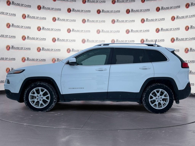  2016 Jeep Cherokee 4WD 4dr North in Cars & Trucks in Edmonton - Image 2