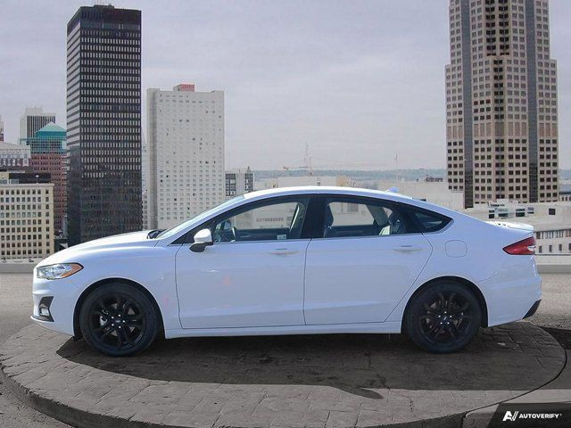 2020 Ford Fusion SE - No Accidents, Turbocharged w/ EcoBoost in Cars & Trucks in Calgary - Image 3