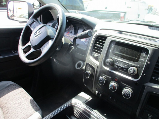 2013 Ram 1500 ST CREWCAB 4X4 73000KM in Cars & Trucks in Laval / North Shore - Image 3