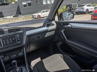 This Volkswagen Tiguan delivers a Intercooled Turbo Regular Unleaded I-4 2.0 L/121 engine powering t... (image 9)