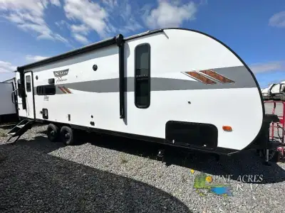 Forest River Wildwood Platinum Edition X-Lite travel trailer 24RLXLX highlights: Fireplace U-Shaped...