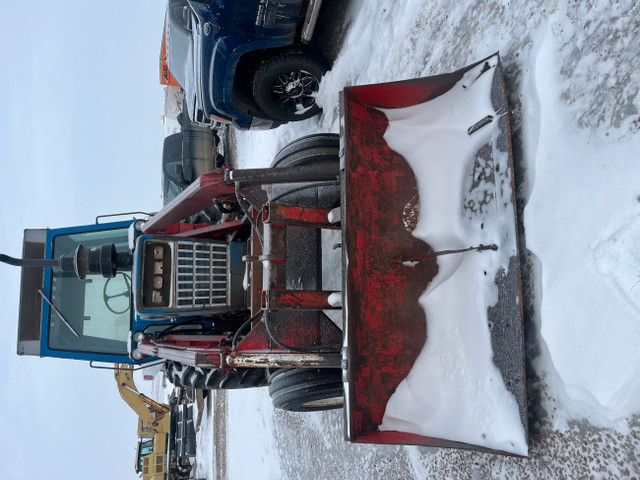 1975 Ford 7000 Dual power in Farming Equipment in Medicine Hat