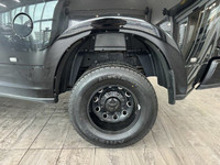 GVWR: 6,350 KG (14,000 LBS), NIGHT EDITION, LARAMIE LEVEL 1 EQUIPMENT GROUP, POWER SUNROOF, BLIND-SP... (image 8)