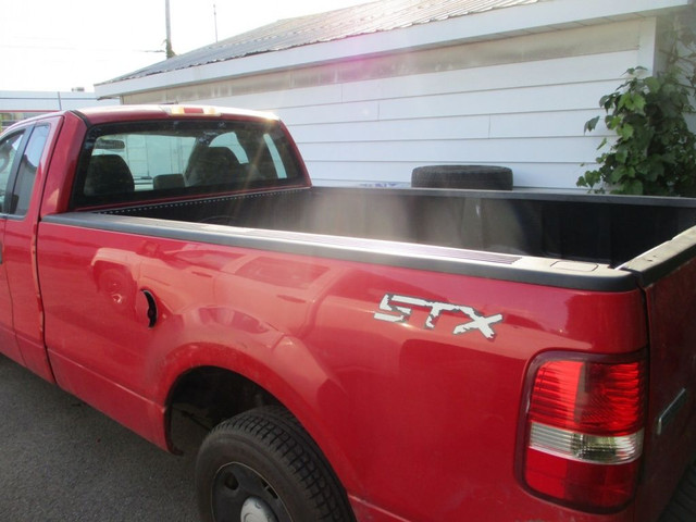 2006 Ford F-150 XL 2X4 V6 BOITE DE 8 in Cars & Trucks in Laval / North Shore - Image 3