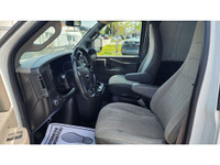 2021 GMC Savana G2500 155WB Extended Cargo Van - 82,000km - Equipped with 4.3L V6 Gasoline Engine, A... (image 6)