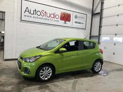 // VÉHICULE DISPONIBLE CHEZ AUTOSTUDIO 72 À MIRABEL // // COULEUR EXTÉRIEURE VERTE DISTINCTIVE // //...