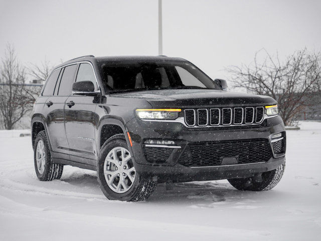  2023 Jeep Grand Cherokee Limited 3.6L AWD in Cars & Trucks in Strathcona County - Image 2