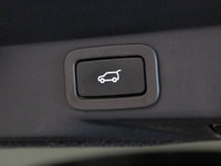 This 2021 Land Rover Range Rover Sport Diesel HSE is a striking black SUV with a clean Carfax and Ca... (image 9)