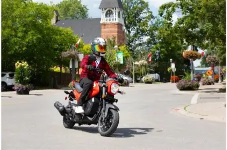 Navi in Street, Cruisers & Choppers in Edmonton - Image 14