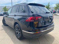 Humberview Volkswagen on the Queensway This Certified Pre-Owned 2022 Volkswagen Tiguan Comfortline 4... (image 4)