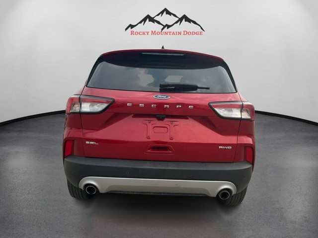 VERY CLEAN 2022 FORD ESCAPE SEL ALL WHEEL DRIVE in Cars & Trucks in Red Deer - Image 4