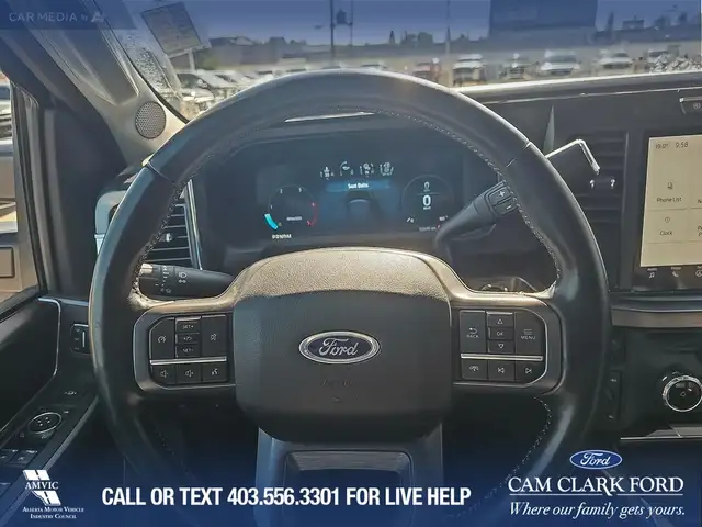 2023 Ford F-350 Lariat CLEAN ONE OWNER CARFAX, 8FT BOX, MOONR... in Cars & Trucks in Red Deer - Image 15