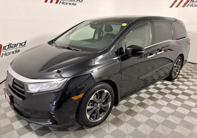 2022 Honda Odyssey Touring in Cars & Trucks in Barrie - Image 3