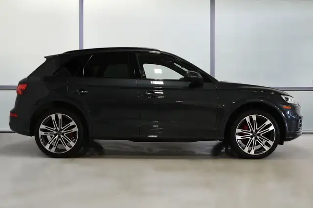 2020 Audi SQ5 Progressiv / Black optics / Carbon / Int. Rouge/ C in Cars & Trucks in Longueuil / South Shore - Image 6