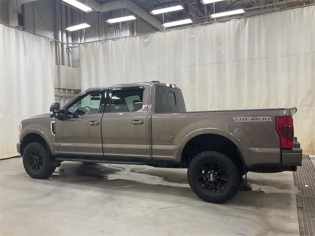 2022 Ford F-350 Super Duty Lariat |ALBERTAS #1 PREMIUM PRE-OWNED in Cars & Trucks in Fort McMurray - Image 2