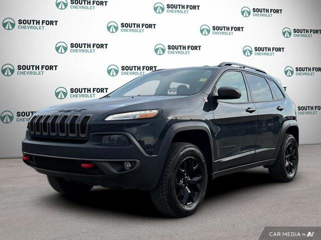 2016 Jeep Cherokee Trailhawk 4WD | Heated Seats & Steering in Cars & Trucks in Strathcona County