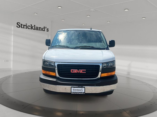 2023 GMC SAVANA CARGO 2500 135 WHEEL BASE 2WD in Cars & Trucks in Stratford - Image 3