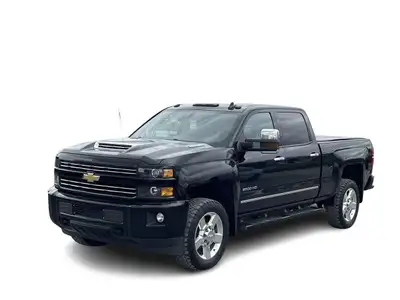 Aucun Accident / Inspection Certifié / Pret Pour Travailler!! LT Awd 4X4 / 6.6L V8 Duramax Diesel /...