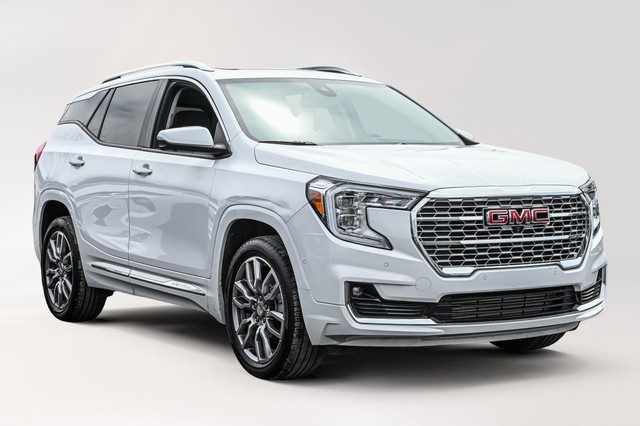 2022 GMC Terrain Denali * AWD* Carplay * Cuir * toit pano AWD *  in Cars & Trucks in City of Montréal - Image 3