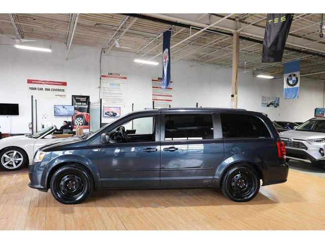 2013 Dodge Grand Caravan SXT - 7PASS|POWER SLIDING DOOR|REMOTE S in Cars & Trucks in City of Toronto - Image 2