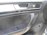 2015 Volkswagen Touareg 4WD with only 135,712km! Equipped with remote keyless entry, power windows,... (image 6)