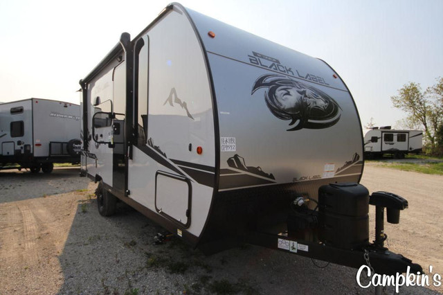 2023 FOREST RIVER CHEROKEE WOLF PUP 16KHBLW in Travel Trailers & Campers in Oshawa / Durham Region