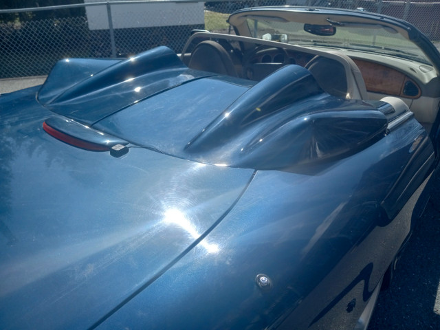2000 Jaguar XK8 De base in Cars & Trucks in Drummondville