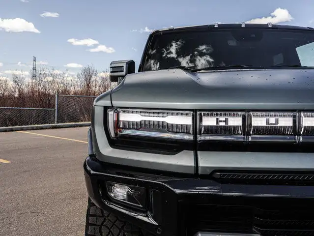 2024 GMC HUMMER EV SUV 3X Edition 1 4X4 in Cars & Trucks in Strathcona County - Image 12