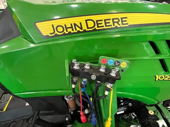 2024 John Deere 1025R in Farming Equipment in Lloydminster - Image 12