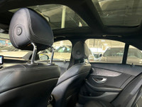 **FORMER DAILY RENTAL** **SPRING SPECIAL!** FEATURING : AMG NIGHT PACKAGE, 4MATIC AWD, DUAL SUNROOF,... (image 7)