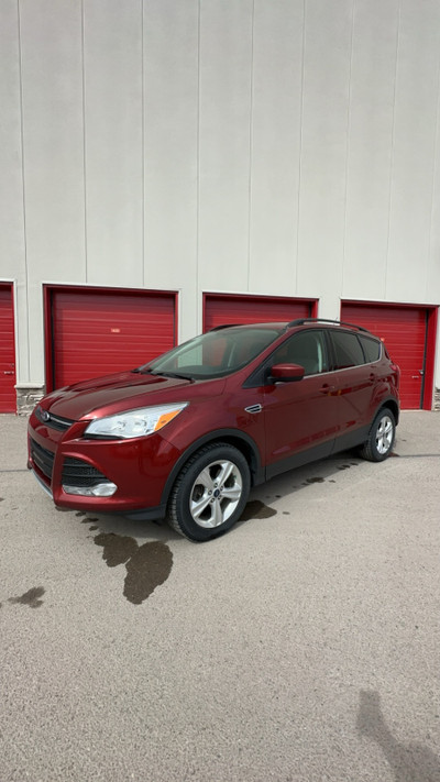 2016 Ford Escape SE AWD *ONE OWNER*