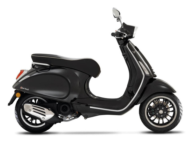 2023 Vespa Sprint 150 ABS in Scooters & Pocket Bikes in Laurentides - Image 4