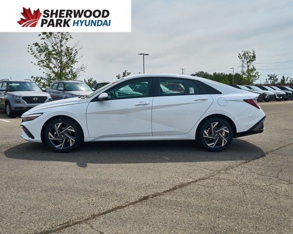 2025 Hyundai Elantra Pref Tech | Blindspot Monitor in Cars & Trucks in Edmonton - Image 2