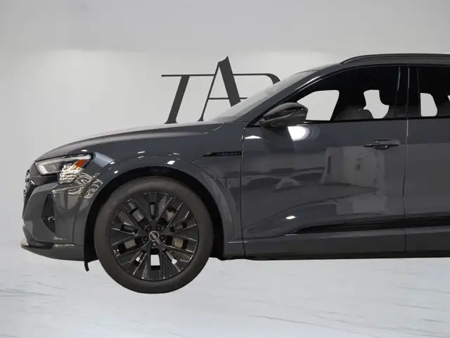 2024 Audi Q8 e-tron BANG OLUFSEN | 21 WHEELS | PANO in Cars & Trucks in Mississauga / Peel Region - Image 34