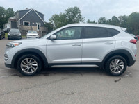 Engine: 2.0L L4 DOHC 16V L/100Km City: 11.0 L/100Km Hwy: 9.1 Safety Equipment Electronic Stability C... (image 5)