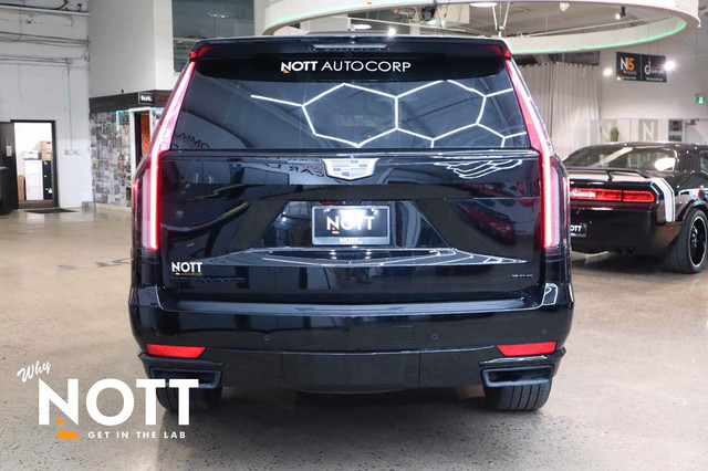 2023 CADILLAC ESCALADE 4WD SPORT - | LOCAL in Cars & Trucks in Winnipeg - Image 3