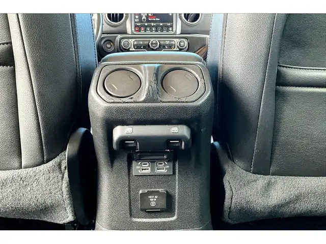 2022 Jeep Wrangler Sahara | Heated Leather | Alpine | Tow Pkg |  in Cars & Trucks in Mississauga / Peel Region - Image 24