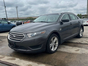 2017 Ford Taurus SE