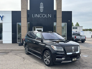 2019 Lincoln Navigator Reserve BOUGHT HERE, SERVICED HERE, LOADED NAVIGATOR, POWER GATE, LEATHER, NAV AND MORE!