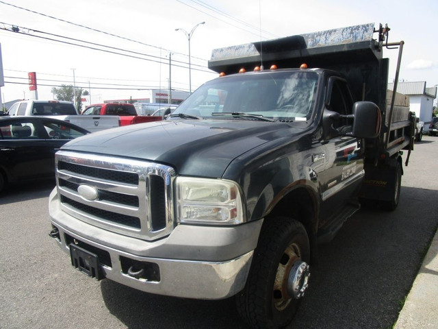 2006 Ford Super Duty F-350 à roues arrière jumelées XLT DIESEL F in Cars & Trucks in Laval / North Shore - Image 2