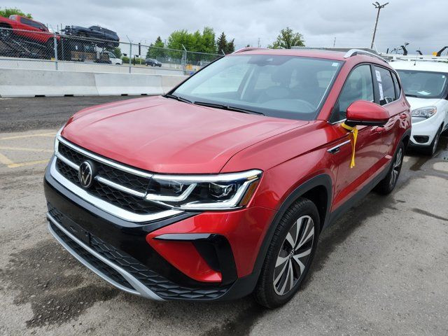 2023 Volkswagen Taos Highline | Leather | Navi | Pano Roof in Cars & Trucks in Guelph