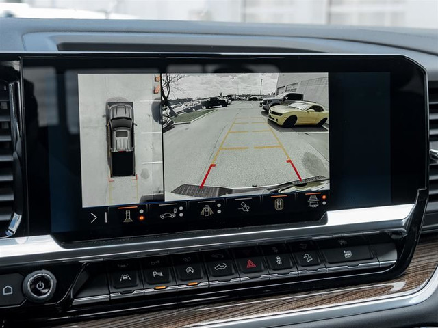 2025 Chevrolet Silverado 1500 Crew Cab Short Box 4-Wheel Drive R in Cars & Trucks in Mississauga / Peel Region - Image 3