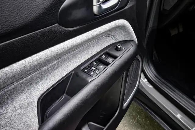 2024 Jeep Compass Sport • HEATED SEATS • LANE KEEP ASSIST • CP/A in Cars & Trucks in Ottawa - Image 11