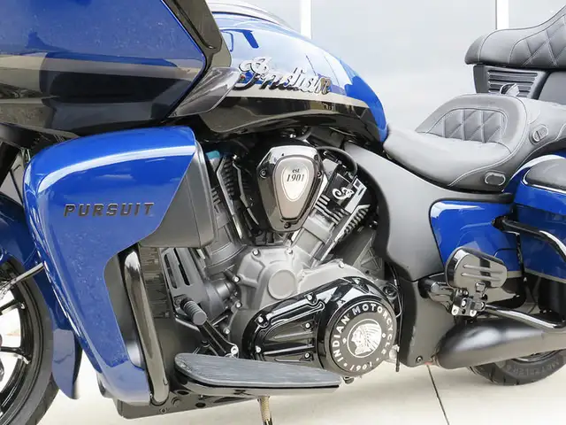 2024 Indian Motorcycle Pursuit Dark Horse with PowerBand Audio P in Street, Cruisers & Choppers in Cambridge - Image 16