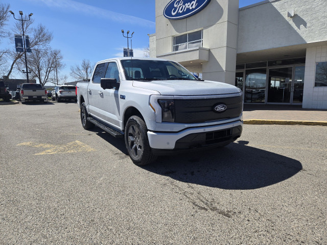 2025 Ford F-150 Lightning FLASH | MOBILE PWR CORD | BLUECRUISE | in Cars & Trucks in Calgary - Image 2