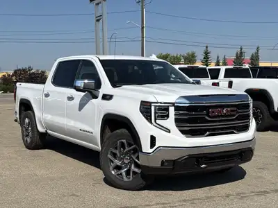 Meet your next adventure companion, the 2025 GMC Sierra 1500 SLT. Its stunning Summit White exterior...