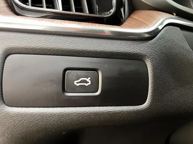 2024 Volvo XC60 B5 PLUS DARK CUIR TOIT PANO NAV 4RM in Cars & Trucks in Laval / North Shore - Image 25